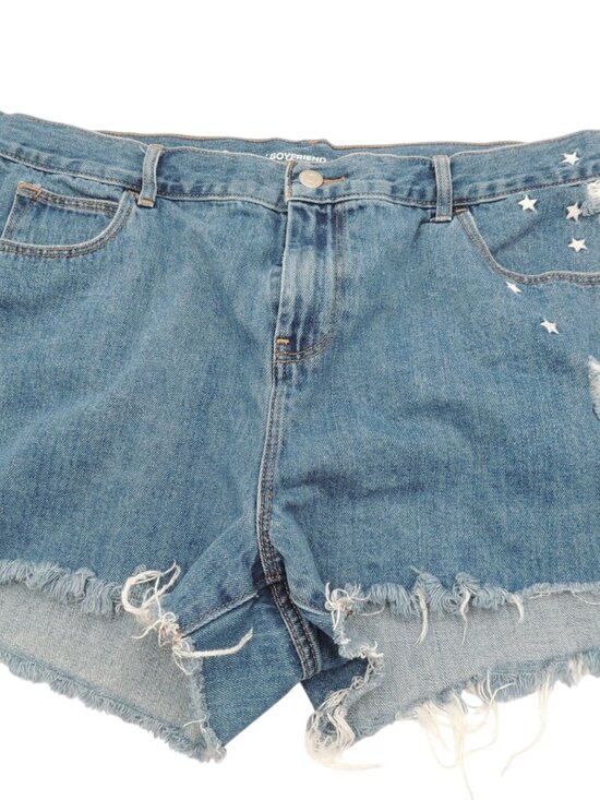 Old Navy Pants - Old Navy Boyfriend Straight raw hem shorts Womens size 16